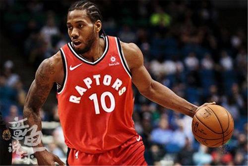 威少在接受 威少在接受