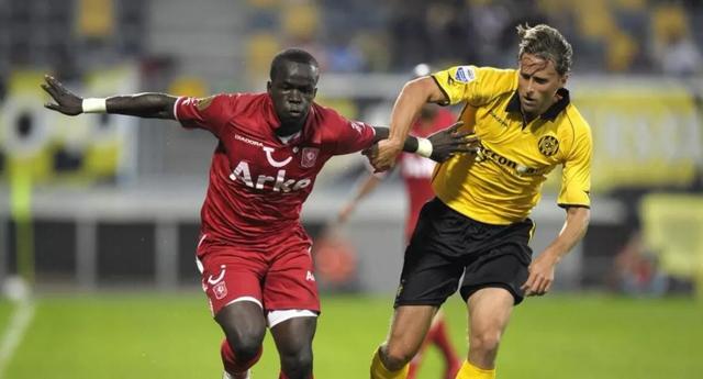 内从比赛中 内从比赛中