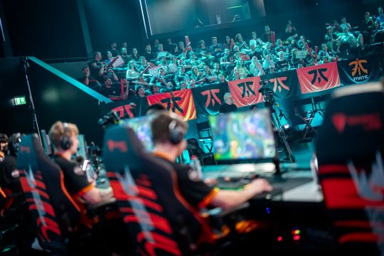 被对手一脚 被对手一脚